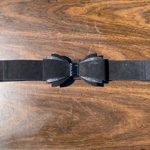 Torrid bow belt